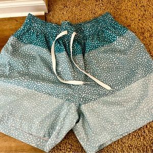 Men’s Chubbies swim trunks. They are in prestige condition. Size medium.